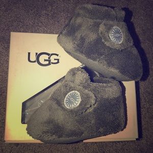 NWT UGG Baby Unisex Bixbee Booties 0-6 mos